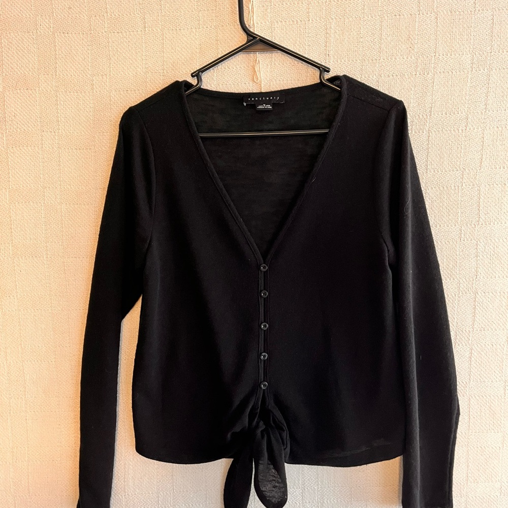 Classic Sanctuary Black Long Sleeve Short Front Tie Top Medium-never worn